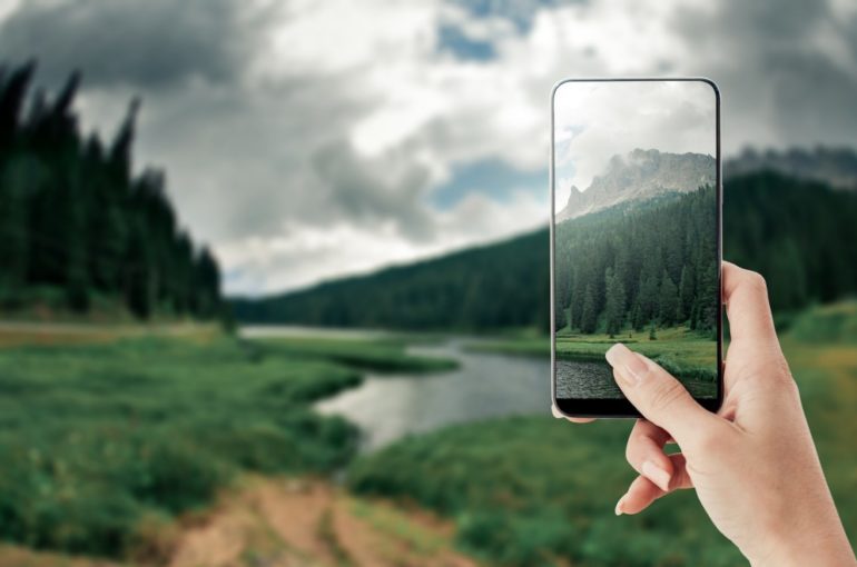 5 solutions pour réduire les impacts environnementaux de son smartphone
